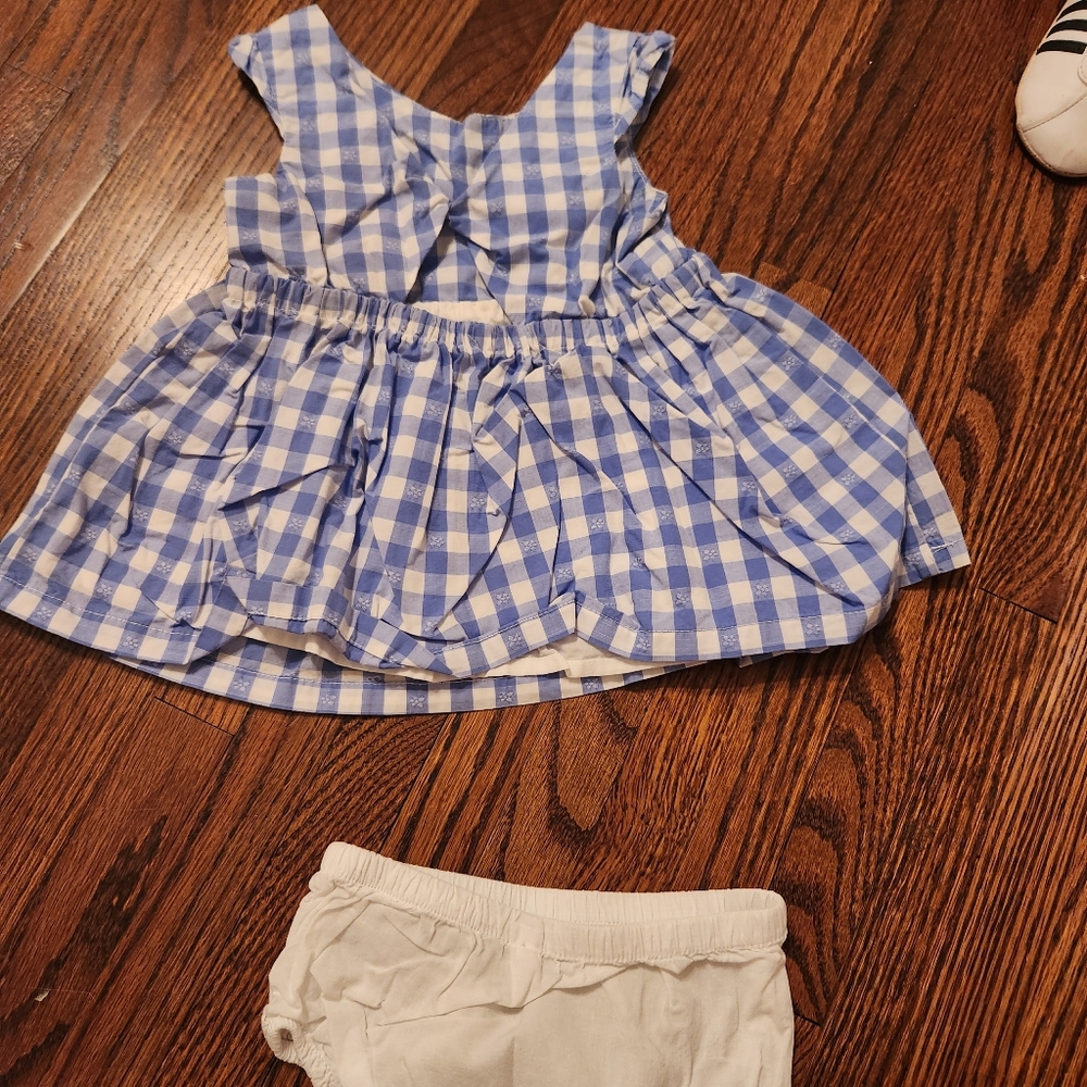Dress - Picture 2 of 2